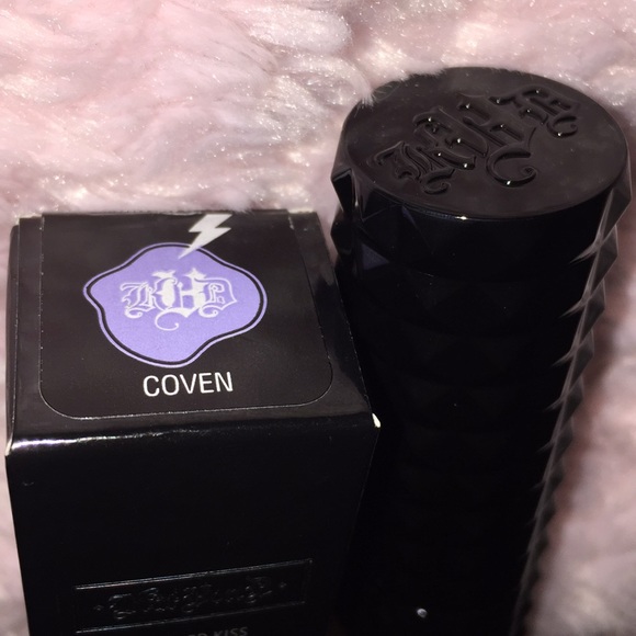 Kat Von D LipStick - Picture 3 of 4